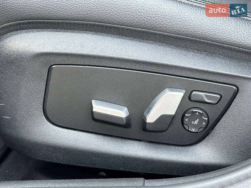 Седан BMW 5 Series 2019 в Запорожье