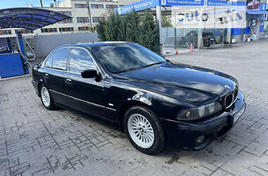 Седан BMW 5 Series 1998 в Черноморске