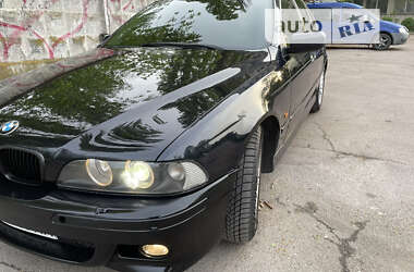 Седан BMW 5 Series 2001 в Києві