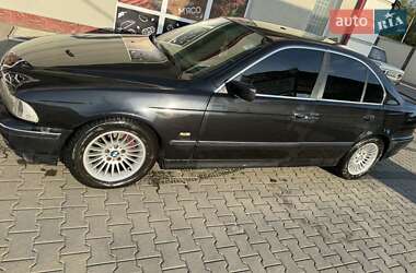 Седан BMW 5 Series 1997 в Черновцах