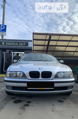 Седан BMW 5 Series 1999 в Беляевке