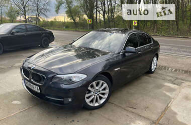 Седан BMW 5 Series 2013 в Ужгороді