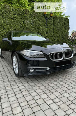 Седан BMW 5 Series 2013 в Львове