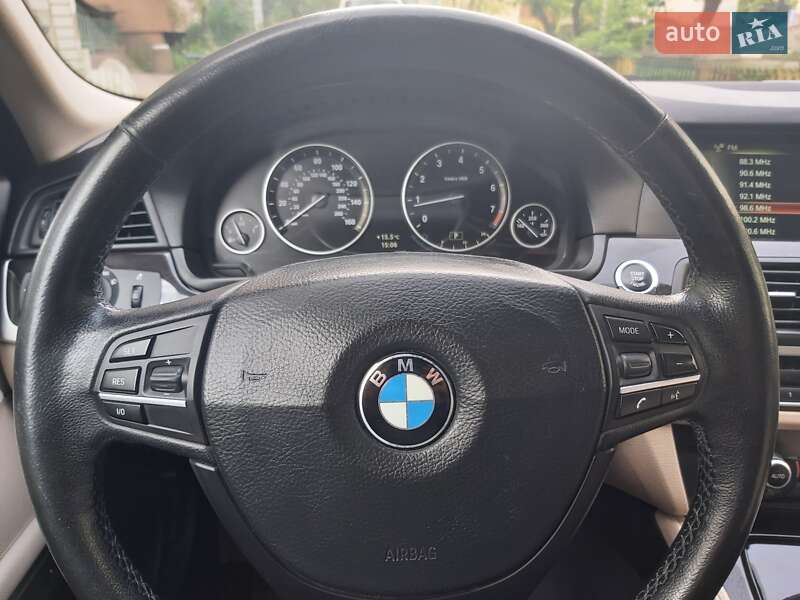 Седан BMW 5 Series 2012 в Черкасах