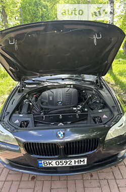 Универсал BMW 5 Series 2012 в Хороле