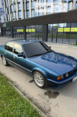 Седан BMW 5 Series 1988 в Ивано-Франковске