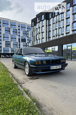 Седан BMW 5 Series 1988 в Ивано-Франковске