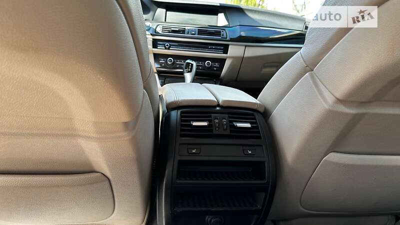 Седан BMW 5 Series 2013 в Киеве