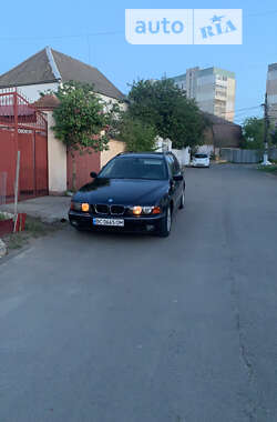 Універсал BMW 5 Series 2000 в Миколаєві