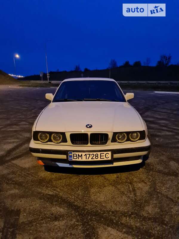 Седан BMW 5 Series 1989 в Полтаве