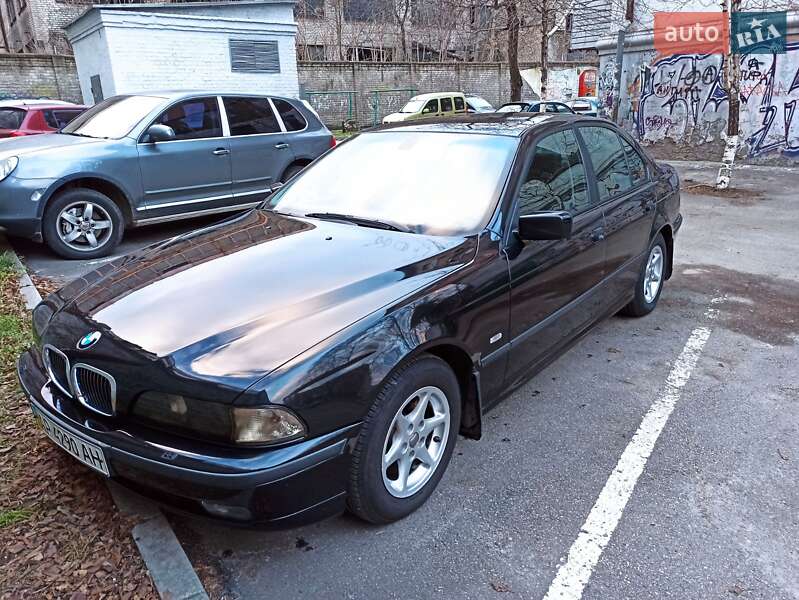 BMW 5 Series 1999
