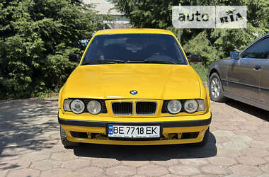 Седан BMW 5 Series 1994 в Николаеве