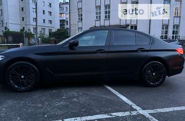 Седан BMW 5 Series 2017 в Киеве