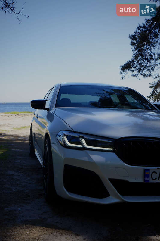 Седан BMW 5 Series 2017 в Черкасах