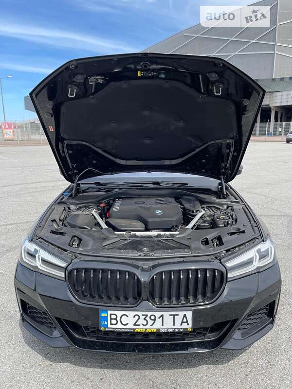 Седан BMW 5 Series 2020 в Львове