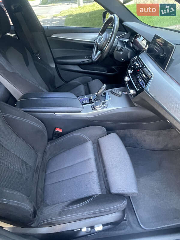 Седан BMW 5 Series 2017 в Днепре фото 13 Седан BMW 5 Series 2017 в Днепре