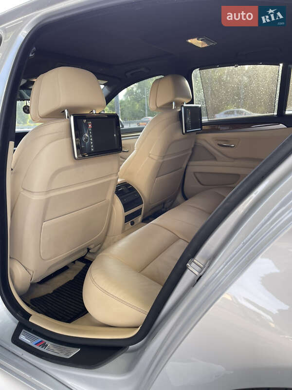 Седан BMW 5 Series 2013 в Дніпрі