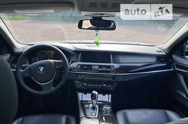 Седан BMW 5 Series 2014 в Житомире