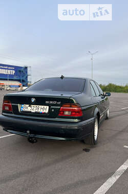 Седан BMW 5 Series 2000 в Рівному