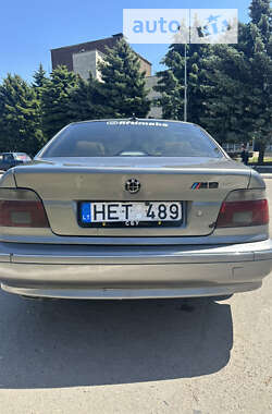 Седан BMW 5 Series 2002 в Покровском