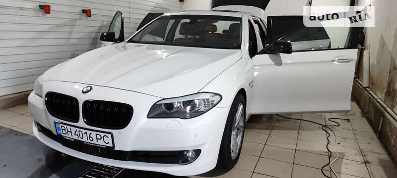 Универсал BMW 5 Series 2011 в Одессе