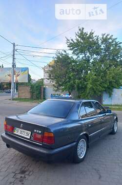 Седан BMW 5 Series 1995 в Одессе