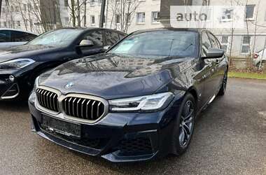 Седан BMW 5 Series 2022 в Львове