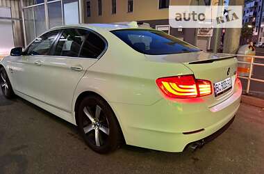 Седан BMW 5 Series 2012 в Стрию