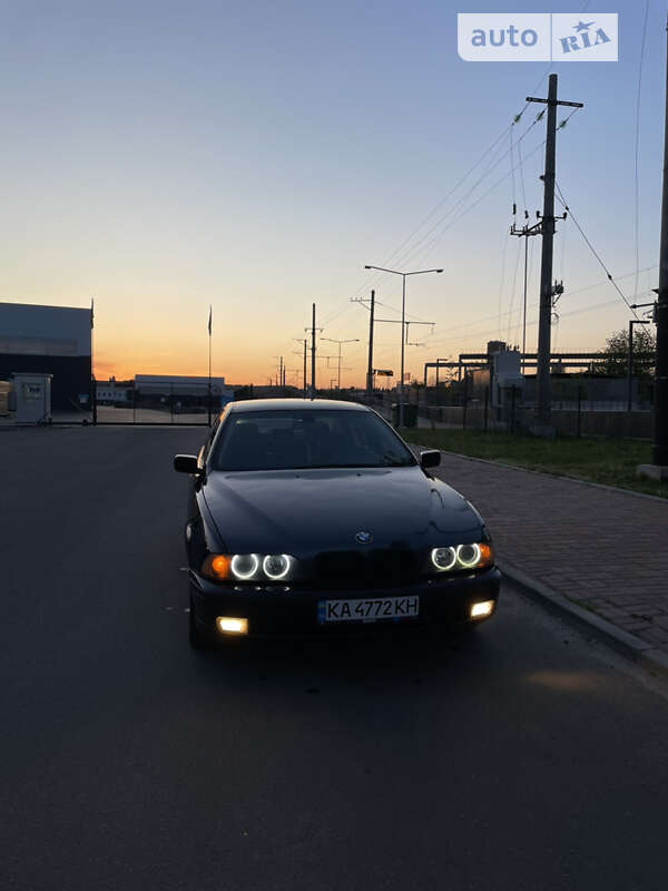 Седан BMW 5 Series 1999 в Василькове