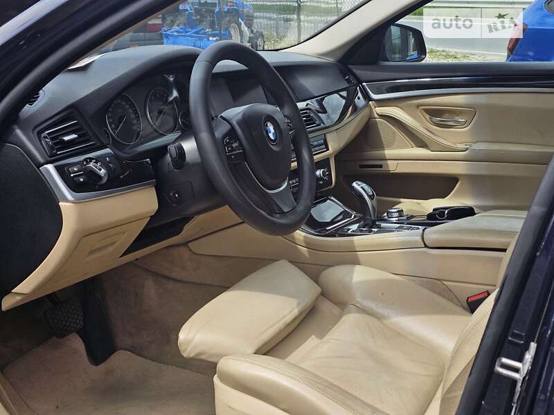 Седан BMW 5 Series 2012 в Тернополе