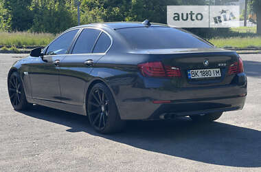 Седан BMW 5 Series 2013 в Ровно