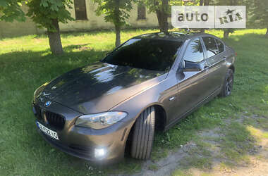 Седан BMW 5 Series 2012 в Новомиргороді