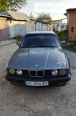 Седан BMW 5 Series 1990 в Тернополе