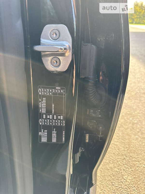 Седан BMW 5 Series 2018 в Виннице