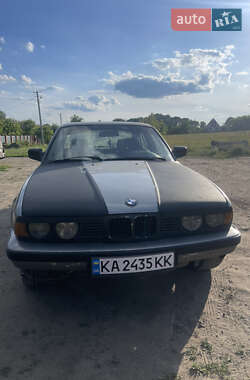 Седан BMW 5 Series 1988 в Монастирищеві