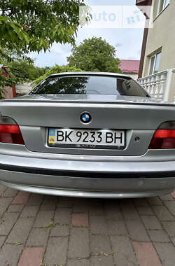 Седан BMW 5 Series 1998 в Ровно