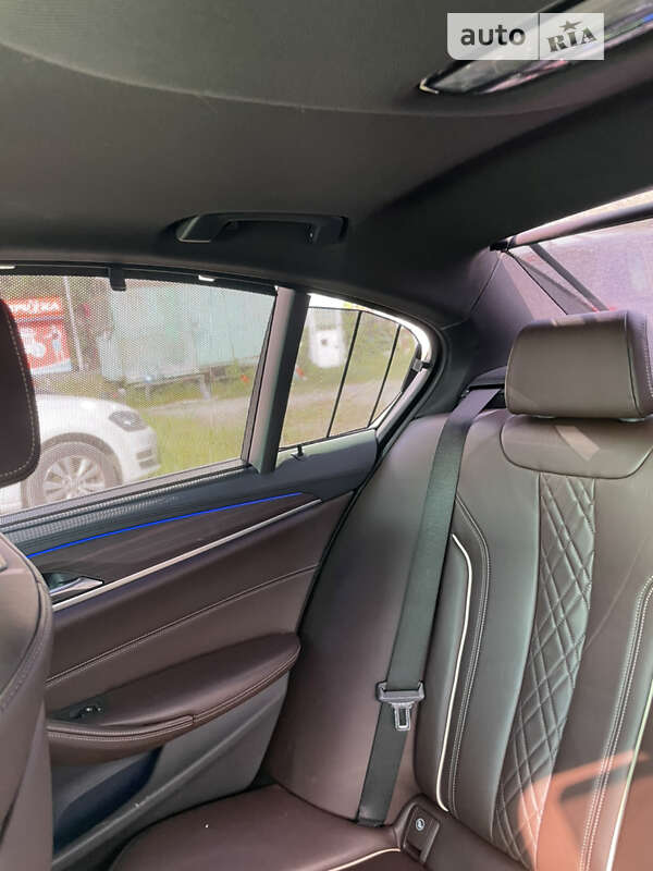 Седан BMW 5 Series 2017 в Києві фото 13 Седан BMW 5 Series 2017 в Києві