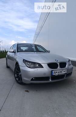 Седан BMW 5 Series 2003 в Коростене