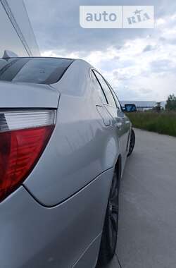 Седан BMW 5 Series 2003 в Коростені