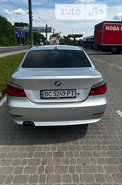 Седан BMW 5 Series 2004 в Львове