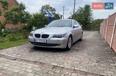 Седан BMW 5 Series 2009 в 