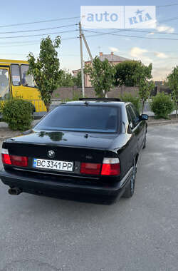 Седан BMW 5 Series 1992 в Львові