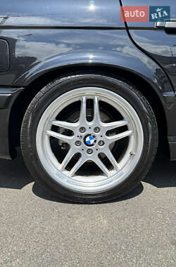 Седан BMW 5 Series 1995 в 