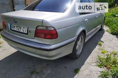 Седан BMW 5 Series 1997 в Звягелі