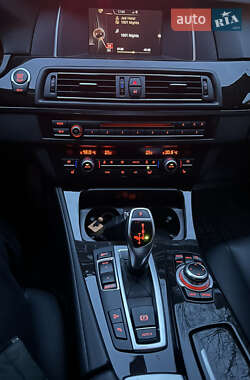 Седан BMW 5 Series 2015 в Запоріжжі