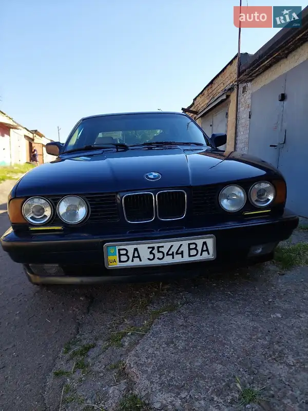 Седан BMW 5 Series 1993 в 