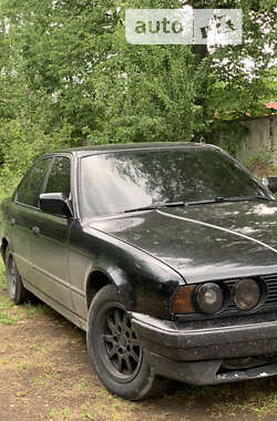 Седан BMW 5 Series 1992 в Коломые