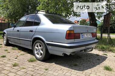 Седан BMW 5 Series 1991 в Дублянах