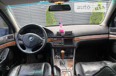 Седан BMW 5 Series 1999 в Черкасах