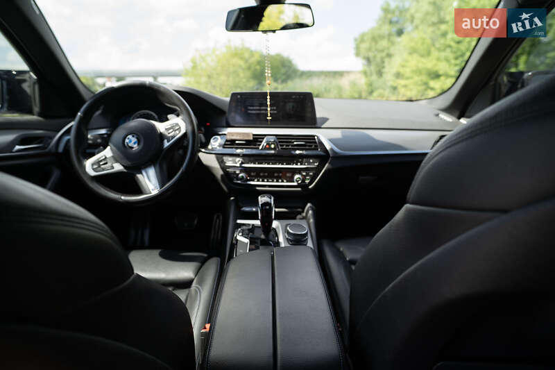Седан BMW 5 Series 2017 в Тернополе фото 25 Седан BMW 5 Series 2017 в Тернополе